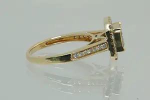 98 - Klassieke 14Kt goud & diamanten ring - brilliant en princess cut - 1.25ct kopen? Bied vanaf 580!