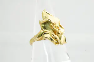 86 - Prachtig vormgegeven en massief 18krt geelgouden "Bloem" ring kopen? Bied vanaf 360!