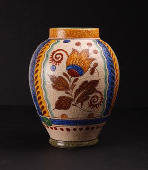 Plateelbakkerij Zuid-Holland - Vaas met floraal decor 'JOMA' | Nederland | 1957 kopen? Bied vanaf 19!