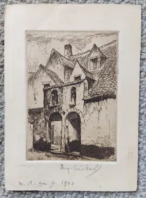 Eugene Lucker - Huis met dubbele ingangspoort kopen? Bied vanaf 25!