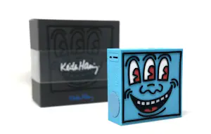Keith Haring - ToyQube X Keith Haring - 4" SoundQube (Blue) kopen? Bied vanaf 200!