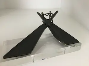 Corry Ammerlaan - Sculptuur “ OP SCHEIDING VAN WEGEN “ kopen? Bied vanaf 1!
