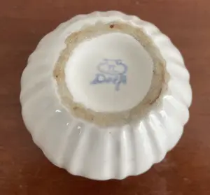 Porceleyne Fles - Delfts wit platelen bolvaasje kopen? Bied vanaf 20!