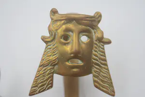 Niet of onleesbaar gesigneerd - Antieke Bronzen Diya Offer Olielamp (20e eeuw kopen? Bied vanaf 1!