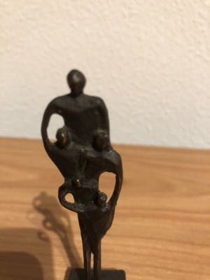 Corry Ammerlaan - Minimalistisch beeldje van 5 personen / gezin kopen? Bied vanaf 20!