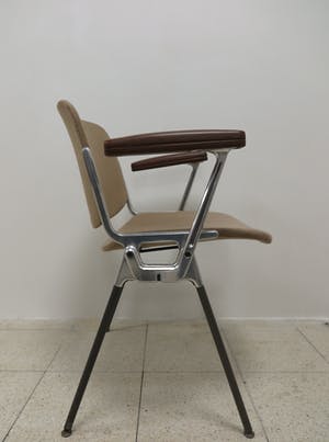 Giancarlo Piretti - voor Castelli - Set van twee vintage DSC 106 stoelen kopen? Bied vanaf 1!