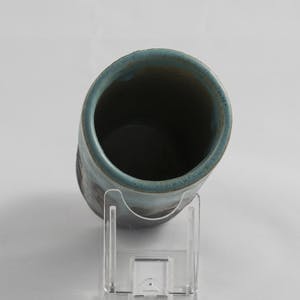 Pieter Groeneveldt - Drie aardewerken objecten kopen? Bied vanaf 50!