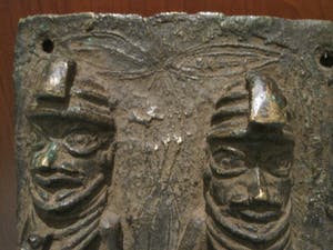 Benin - Bronzen muurplaquette. kopen? Bied vanaf 85!