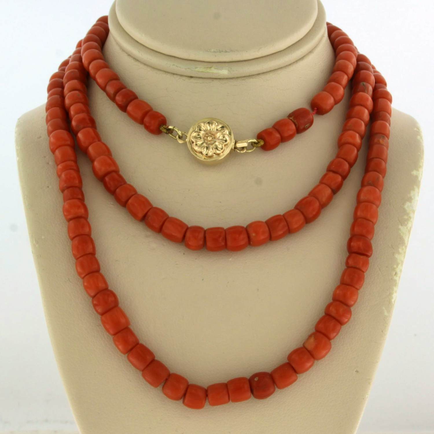 14k gouden slot aan een koralen collier - 80 cm kopen? Bied vanaf 250!