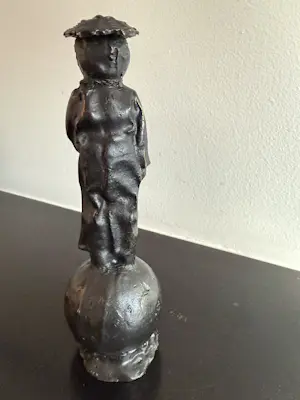 Nicolas Dings - Moeder aarde kopen? Bied vanaf 150!