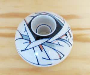 Niet of onleesbaar gesigneerd - Studio keramische design kandelaar geometrisch decor verkocht voor € 10!