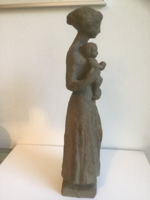 Niet of onleesbaar gesigneerd - Moeder en kind kopen? Bied vanaf 10!