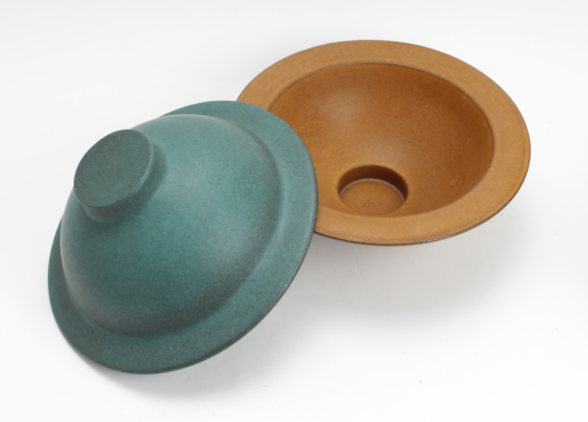 Cor Unum - 2 aardewerk schalen kopen? Bied vanaf 10!