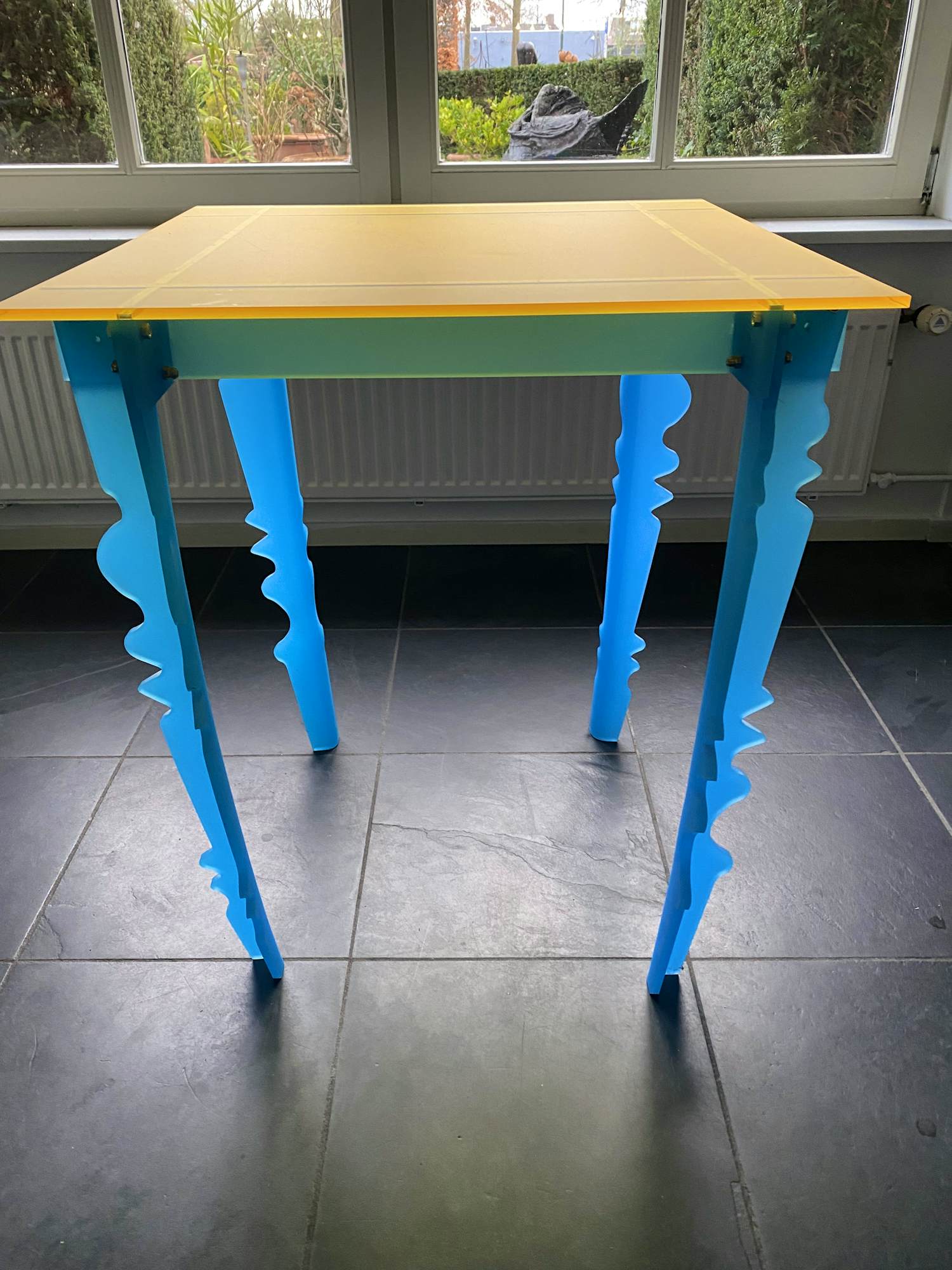 Borek Sipek - tafeltje kopen? Bied vanaf 450!