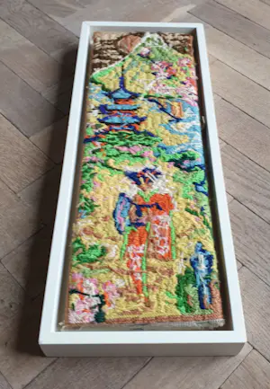 Rob Scholte - Embroidery- "Japanse bij Pagode" - 2006 - 46 x 18 cm-Catalogus cadeau - blz.60 kopen? Bied vanaf 275!