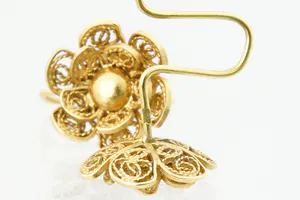 Leuke set 14 karaats geel-gouden Filigrain "bloem" oorsieraden - gekeurd kopen? Bied vanaf 60!