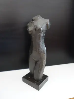 Jozef van Acker - Buste van dame. kopen? Bied vanaf 210!