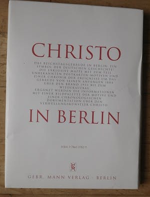 Christo - Rijksdag zeefdruk, stof en ingepakt pakketje - Gesigneerd - Ingelijst kopen? Bied vanaf 175!