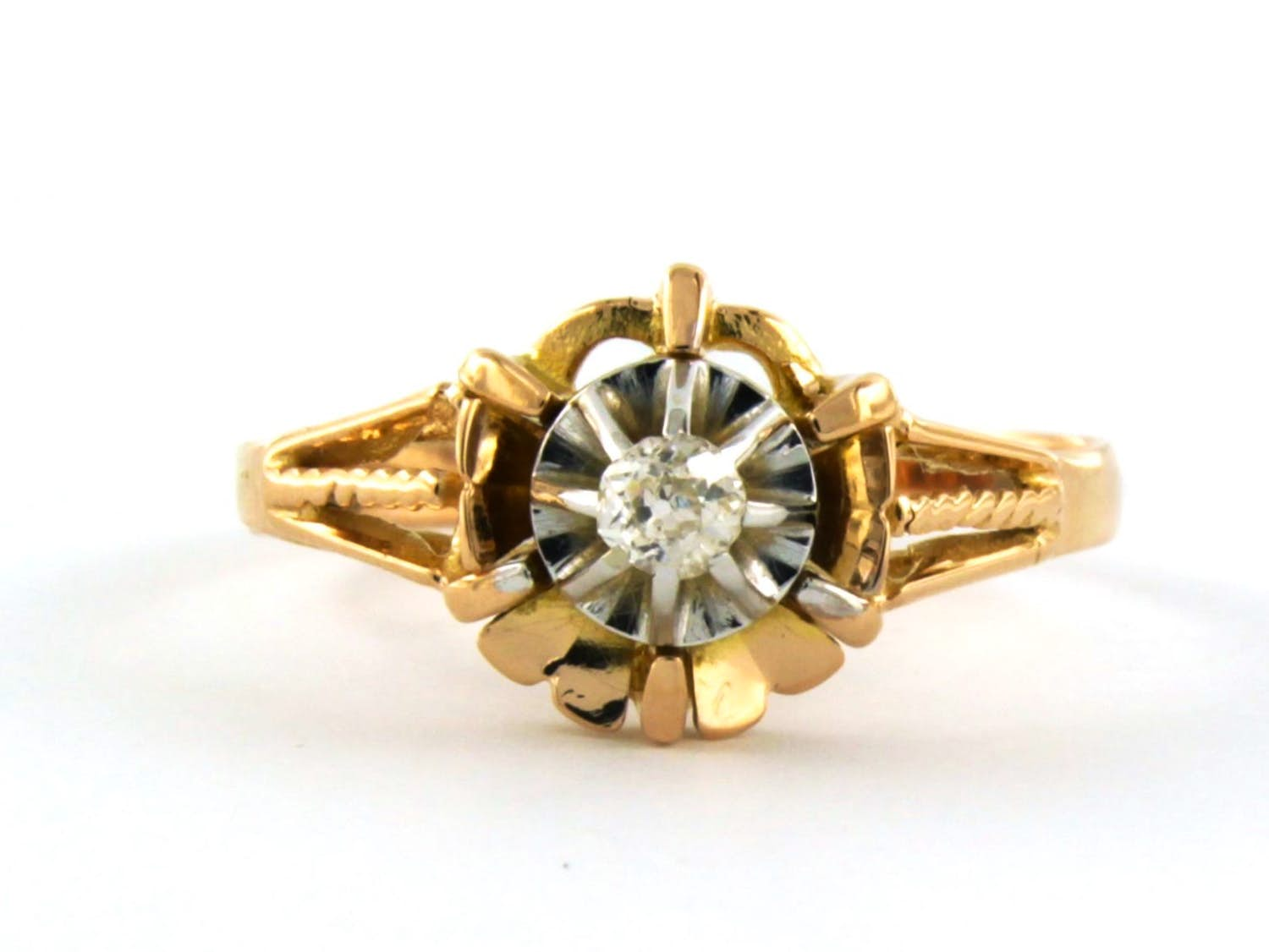 Buy 18k bicolour gouden ring bezet met bolsjewiek geslepen diamant 0.15 ct - rm 19.5? Bid from 280!