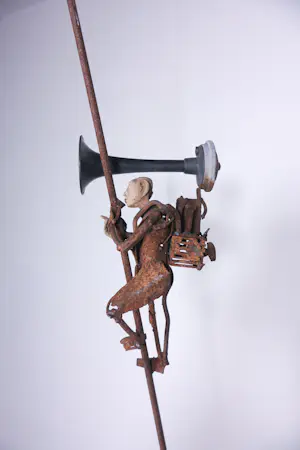 Jan Verschueren - Groot sculptuur gemaakt van ijzer, To the next level kopen? Bied vanaf 700!