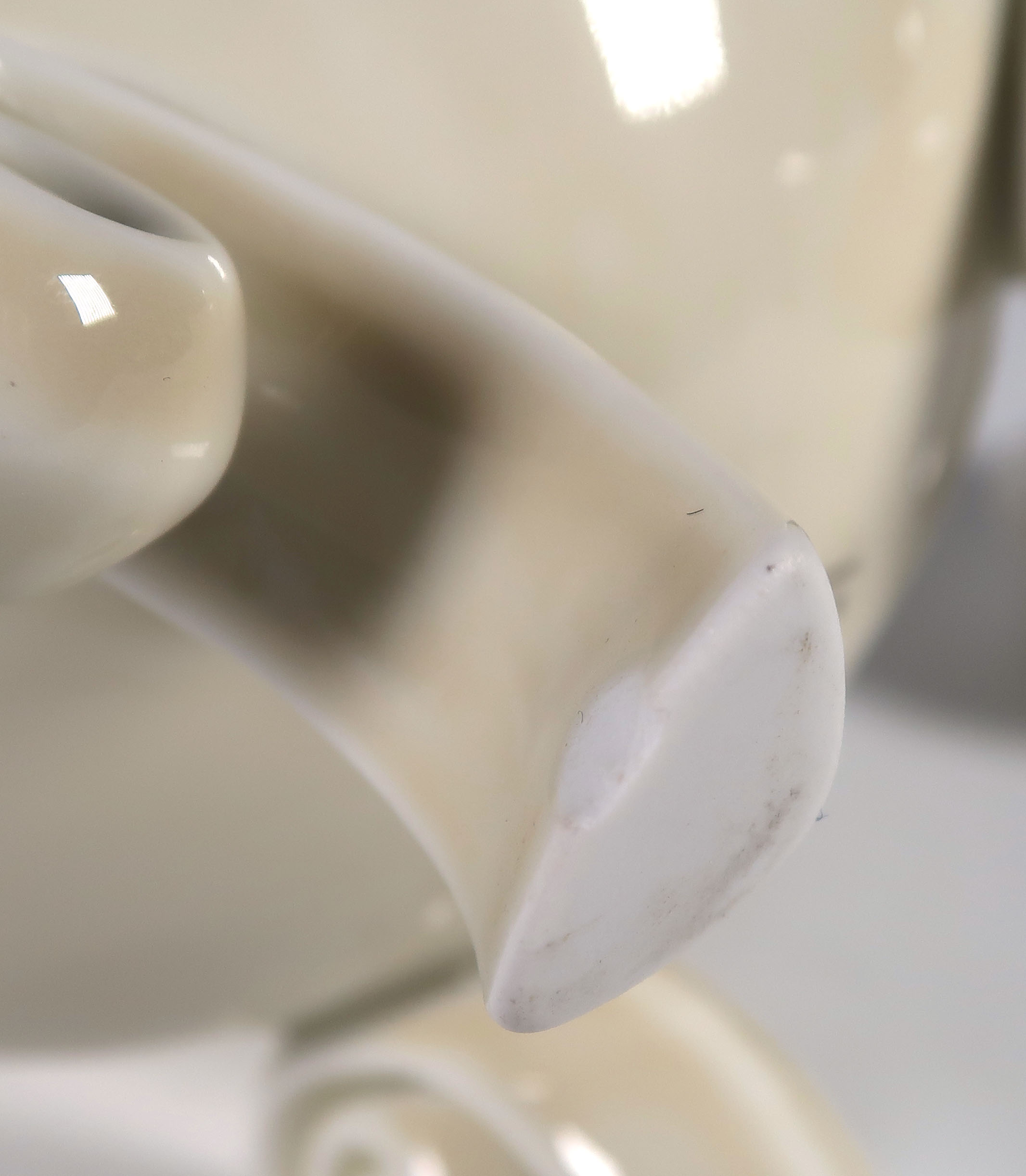 Maroeska Metz - Porselein, Tweekleurige tulpenvaas kopen? Bied vanaf 1!