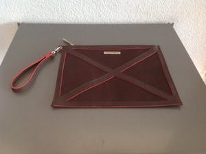 Jan Taminiau - Twee KLM-etuis kopen? Bied vanaf 16!