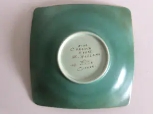 Plateelbakkerij Zuid-Holland - Corona - Art Deco vierkante schaal kopen? Bied vanaf 65!