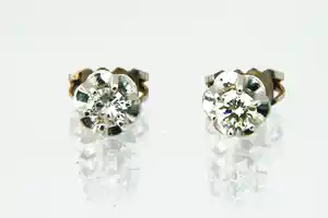 Exclusieve set 14 krt witgoud & diamanten (ca.0.50ct / M/SI1) oorstekers verkocht voor € 190!