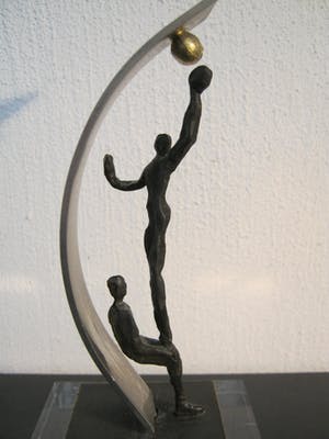 Corry Ammerlaan - Verbronsd/verzilverd sculptuur - "Vruchten Plukken" kopen? Bied vanaf 40!