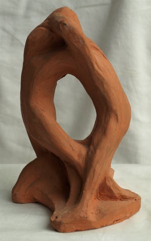 Klaas Pijlman - Beeldje van Terracotta , “Omhelzing” – ca 1980 kopen? Bied vanaf 1!