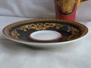 Gianni Versace - + Paul Wunderlich + Rosenthal , Kop en schotel, Medusa – Porselein kopen? Bied vanaf 50!