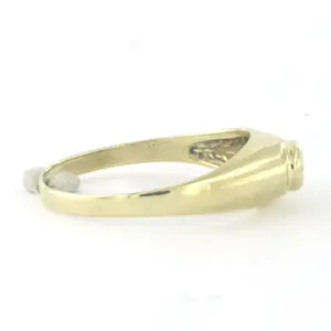 Gele BWG (333) ring bezet met diamant -ringmaat 17.75 (56) kopen? Bied vanaf 55!