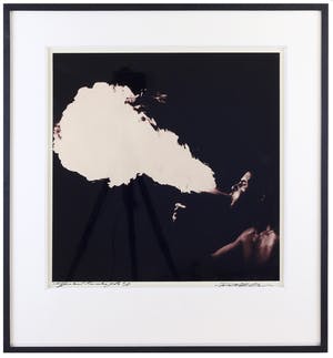 Paul Blanca - 'Fire Eater’ self-portrait uit serie van slechts 6 ex. kopen? Bied vanaf 500!