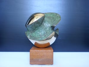 Brons (Onbekend) - Zeer mooie abstracte sculptuur in gepolijst brons. kopen? Bied vanaf 125!