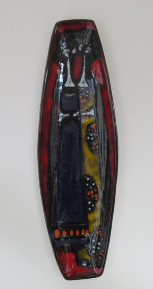 Niet of onleesbaar gesigneerd - Twee sixties Italiaanse San Marino faience muurhangers kopen? Bied vanaf 1!