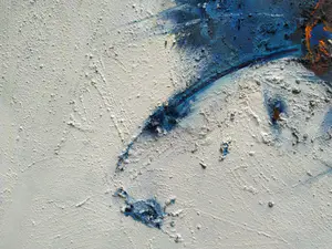 Ingeborg ten Hoopen - Schilderij met structuur. Blauw met wit kopen? Bied vanaf 500!