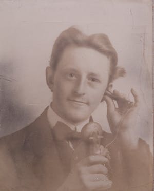 Niet of onleesbaar gesigneerd - Vintage foto kopen? Bied vanaf 10!