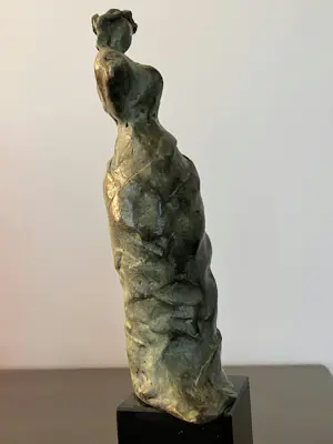 Brons (Onbekend) - Statige dame kopen? Bied vanaf 150!