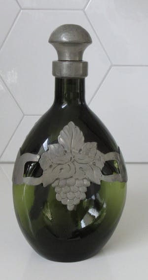 Georg Nilsson - Flesgroene glazen knijpfles/wijnkaraf met tinnen beslag - Gero & Leerdam kopen? Bied vanaf 35!