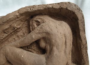 Klaas Pijlman - Chamotte / Aardewerk – Liggend naakt – ca 1979 kopen? Bied vanaf 35!