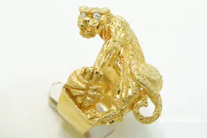 Acheter68 - 18 karaats geelgouden panter ring met diamanten ogen ca 0.05 crt briljant? Enchérissez de 1950!