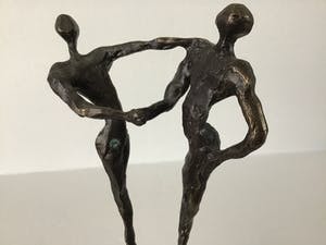 Corry Ammerlaan - “Dank” de Handdruk. Groot beeld 28 cm. kopen? Bied vanaf 1!