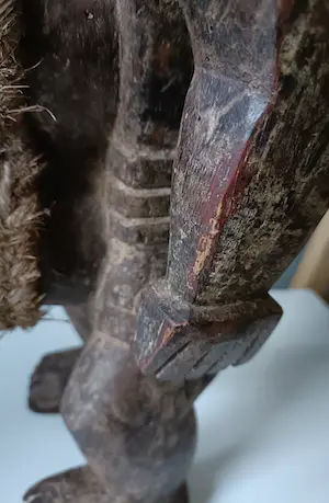 Koro - Ceremonieel beeld met uithollingen om uit te drinken kopen? Bied vanaf 75!