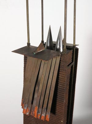 Niet of onleesbaar gesigneerd - IJzer/Messing, Vrijgevormd object kopen? Bied vanaf 10!