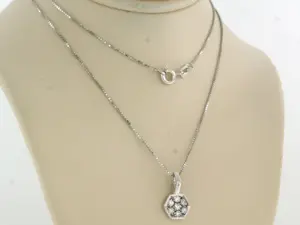 18k wit gouden collier met hanger met single cut geslepen diamant tot. 0.30ct kopen? Bied vanaf 550!