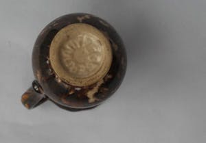 Jasba - kleine schenkkan - hoogglans glazuur - model 156? kopen? Bied vanaf 1!