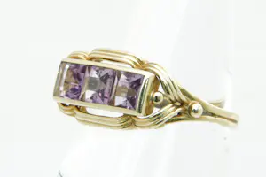 20- Klassieke 14Krt geel gouden dames ring met 3x  Amethisten kopen? Bied vanaf 150!