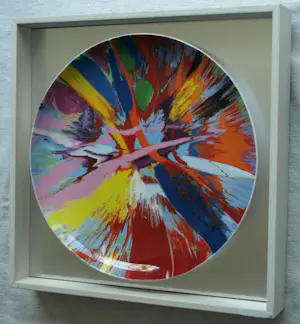 Damien Hirst - Porseleinen bord , Amore, Gasp, Eyes Going into Top of Head and Fluttering kopen? Bied vanaf 1!