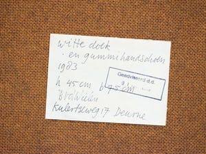 Bernard van der Wielen - Witte doek en gummihandschoenen kopen? Bied vanaf 50!