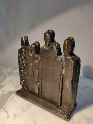 Astrid Veldhuyzen-Koppen - bronzen beeld uit drie delen kopen? Bied vanaf 69!